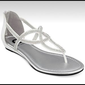 G by GUESS Jamila Flat Thong Sandals size 7